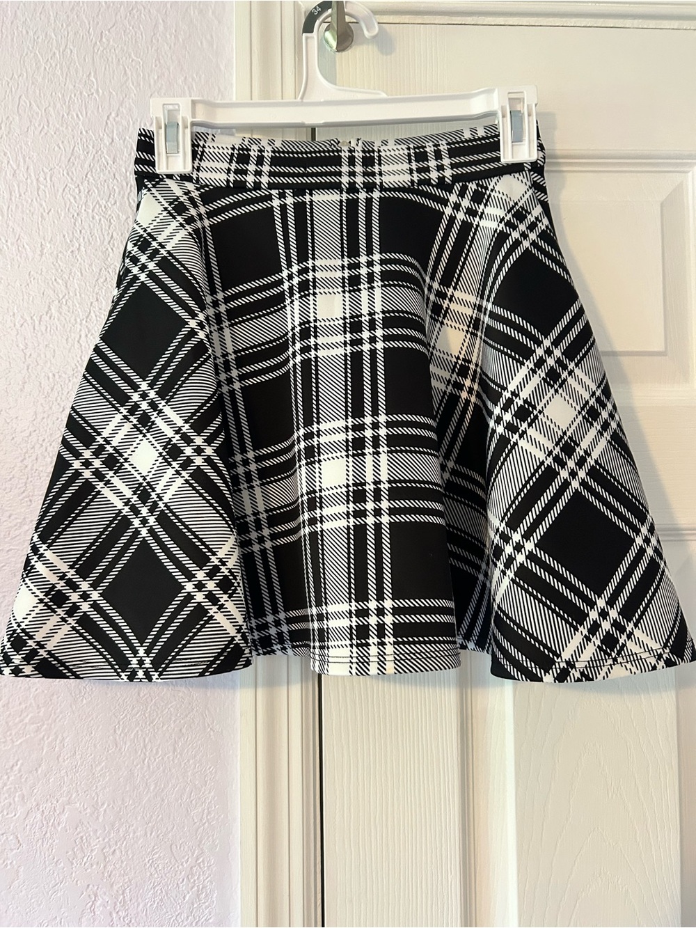 Hot Topic Black & White Plaid Circle Skirt
